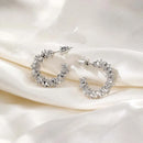 Brinco Vintage Twisted com Estilo: Brincos Femininos Moderno